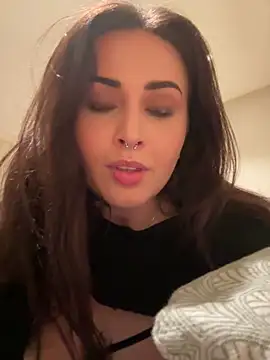Snapshot of Kristyoff chatting on April 13, 8:14 pm Kristyoff online show from April 13, 8:14 pm