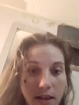 Snapshot of cicithtbitch chatting on October 5, 10:29 pm cicithtbitch online show from October 5, 10:29 pm