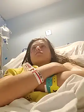 Snapshot of cicithtbitch chatting on October 31, 4:41 pm cicithtbitch online show from October 31, 4:41 pm