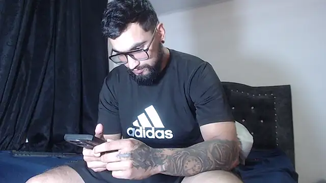 Chrys harris77 online show from March 19, 11:31 pm