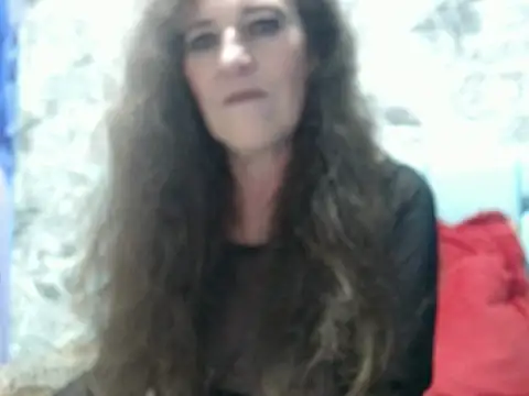 Snapshot of chanel-lam chatting on November 13, 1:10 pm chanel-lam online show from November 13, 1:10 pm