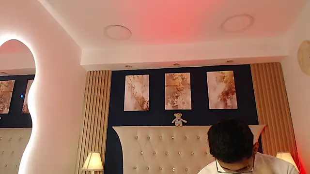 SalvadorFit online show from March 29, 9:04 pm