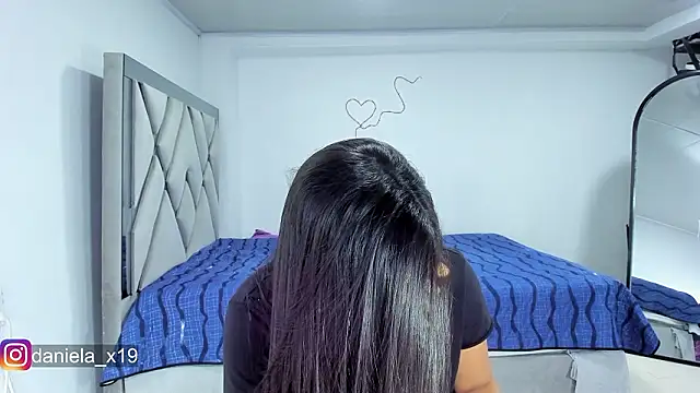 Daniela x19 online show from February 18, 12:39 am