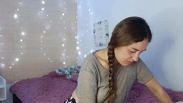 kat desiree online show from December 22, 1:08 pm