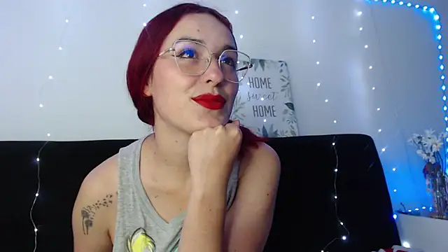 kat desiree online show from February 3, 1:59 am