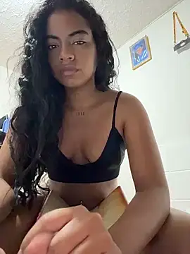 prettysexxxrose online show from April 26, 6:33 am