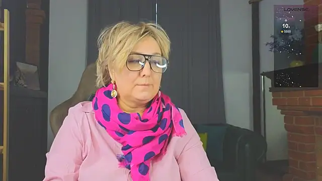 Marta Wils online show from December 1, 3:00 am