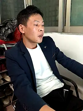 Snapshot of pualldu chatting on October 28, 11:25 am pualldu online show from October 28, 11:25 am