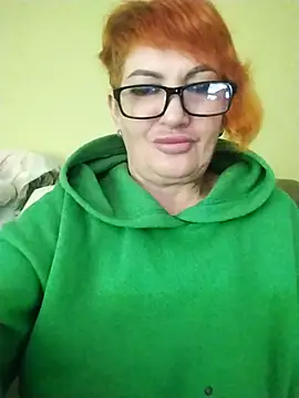 Snapshot of Alissa55552111 chatting on February 11, 9:36 am Alissa55552111 online show from February 11, 9:36 am