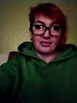 Snapshot of Alissa55552111 chatting on February 18, 8:32 am Alissa55552111 online show from February 18, 8:32 am