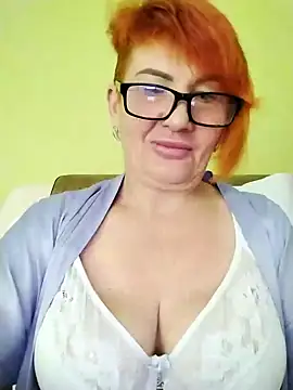 Snapshot of Alissa55552111 chatting on April 20, 8:28 am Alissa55552111 online show from April 20, 8:28 am