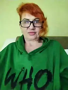 Snapshot of Alissa55552111 chatting on April 24, 4:09 pm Alissa55552111 online show from April 24, 4:09 pm