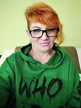 Snapshot of Alissa55552111 chatting on April 29, 9:57 am Alissa55552111 online show from April 29, 9:57 am