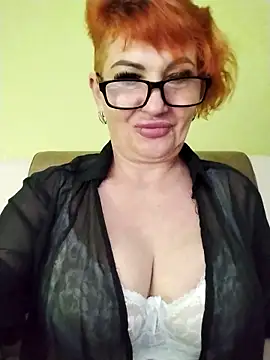 Snapshot of Alissa55552111 chatting on May 16, 10:36 am Alissa55552111 online show from May 16, 10:36 am