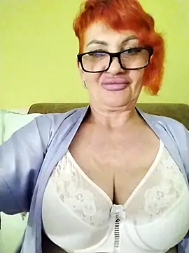Snapshot of Alissa55552111 chatting on May 23, 7:40 pm Alissa55552111 online show from May 23, 7:40 pm