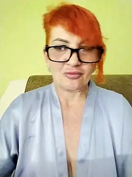 Snapshot of Alissa55552111 chatting on May 24, 10:42 am Alissa55552111 online show from May 24, 10:42 am