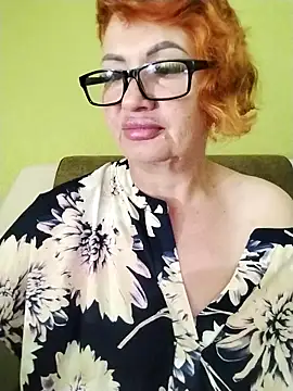 Snapshot of Alissa55552111 chatting on June 6, 5:39 pm Alissa55552111 online show from June 6, 5:39 pm