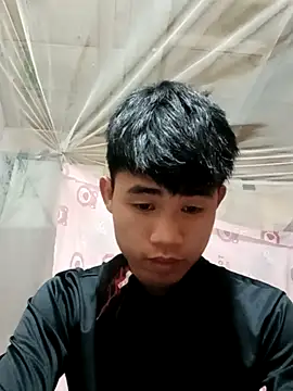 Snapshot of Nhyy_xx chatting on April 27, 7:39 am Nhyy xx online show from April 27, 7:39 am