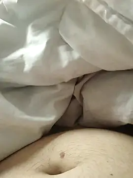 Snapshot of mysecretpussy chatting on November 3, 1:56 pm mysecretpussy online show from November 3, 1:56 pm