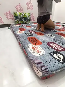 sassyishhu76 online show from November 8, 9:20 am