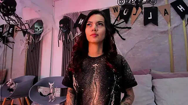 Snapshot of Vero_Jenkins chatting on October 26, 12:00 pm Vero Jenkins online show from October 26, 12:00 pm