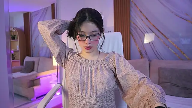 Snapshot of BillieBrownn chatting on May 22, 7:08 pm BillieBrownn online show from May 22, 7:08 pm