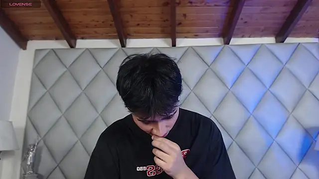 Clement Reyes online show from November 2, 1:13 pm