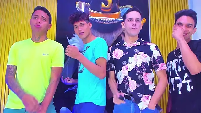 Snapshot of Noha_Deluxe chatting on September 19, 8:42 pm Noha Deluxe online show from September 19, 8:42 pm