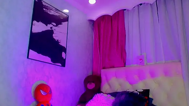 Snapshot of Julia_Bulette1 chatting on May 14, 1:23 am Julia Bulette1 online show from May 14, 1:23 am