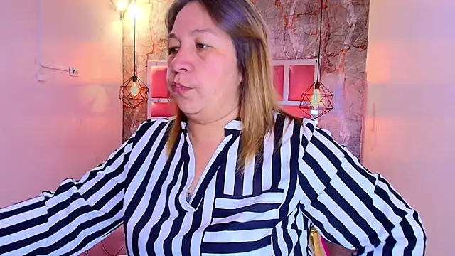 MaylinRosse  online show from March 19, 7:07 pm