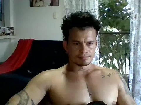 Snapshot of XavierFox1 chatting on September 23, 10:35 pm XavierFox1 online show from September 23, 10:35 pm