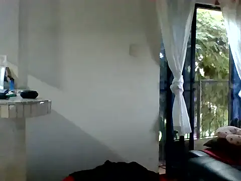 Snapshot of XavierFox1 chatting on November 12, 7:46 pm XavierFox1 online show from November 12, 7:46 pm