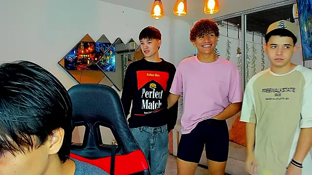 Houseofwarrios online show from March 7, 5:26 am