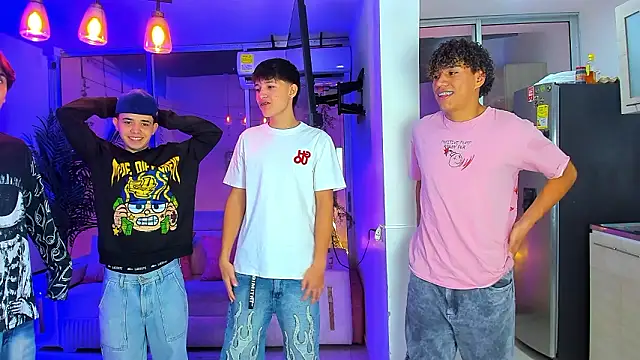 Houseofwarrios online show from March 24, 5:56 am