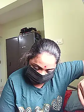 queendivya online show from October 8, 4:43 am