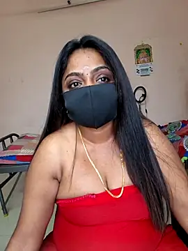 Snapshot of queendivya chatting on May 23, 1:00 am queendivya online show from May 23, 1:00 am