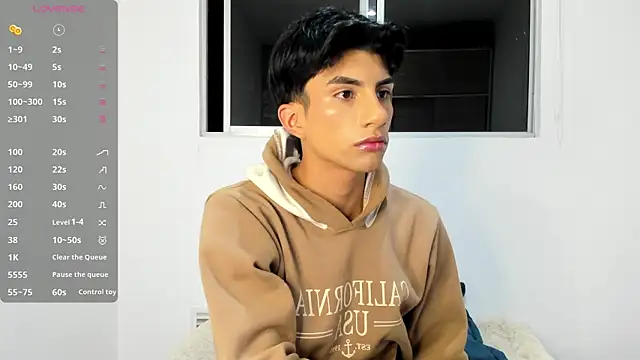 Snapshot of Erick_Velveth chatting on May 26, 4:19 am Erick Velveth online show from May 26, 4:19 am