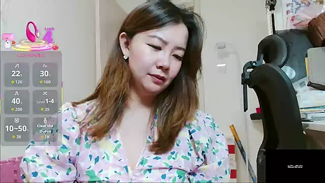 Snapshot of sallycui chatting on July 20, 1:13 pm sallycui online show from July 20, 1:13 pm