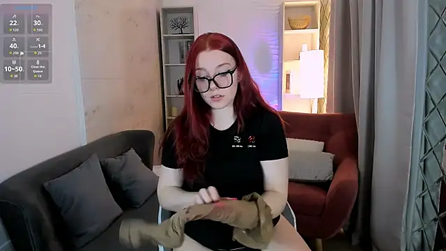 Snapshot of Layla_Glam chatting on April 30, 1:39 pm Layla Glam online show from April 30, 1:39 pm