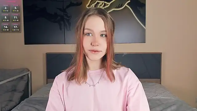 MaliaBourraine online show from February 13, 7:04 am