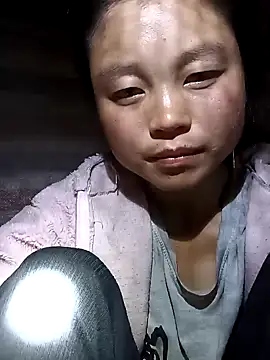 clara-cute online show from October 18, 1:01 pm