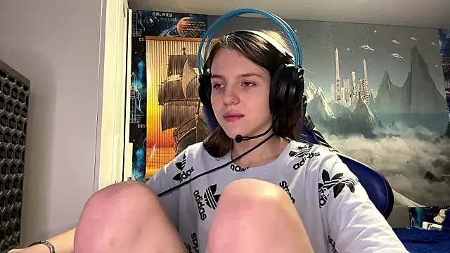 Elira Breeze online show from March 4, 12:22 pm