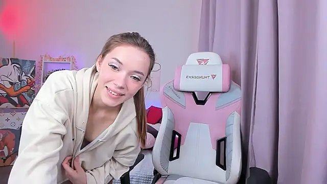 Leri Dells online show from October 10, 3:05 am