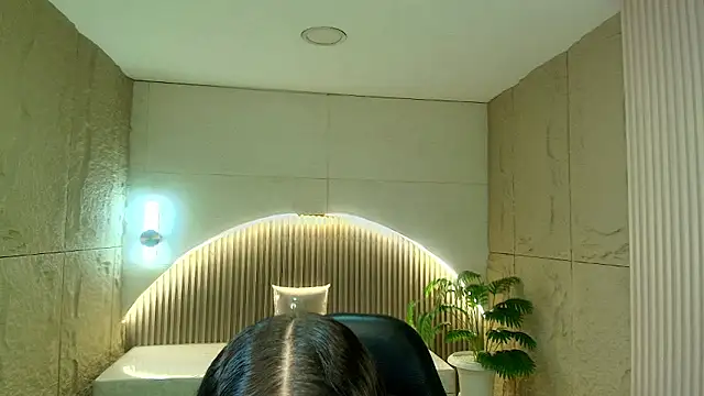 dany r  online show from January 17, 1:05 pm