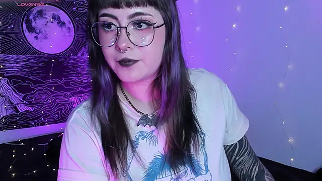 Hallucigenia  online show from February 6, 8:45 pm