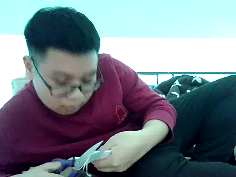 loveninja online show from December 20, 5:36 am