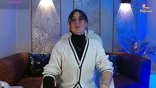 LunaaGrey  online show from October 14, 3:29 am