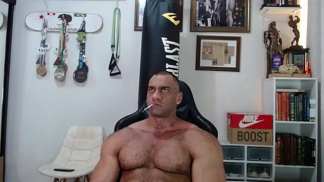 henryhadesflirt online show from November 15, 1:51 pm