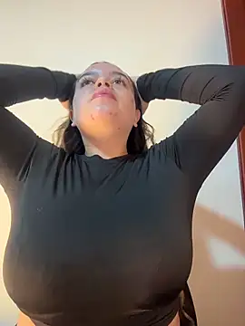 Aphrill online show from March 27, 8:41 pm