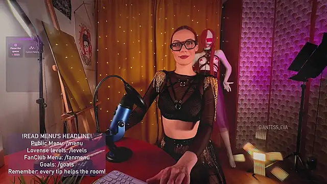 Snapshot of Giantess_Eva chatting on May 14, 7:09 pm Giantess Eva online show from May 14, 7:09 pm